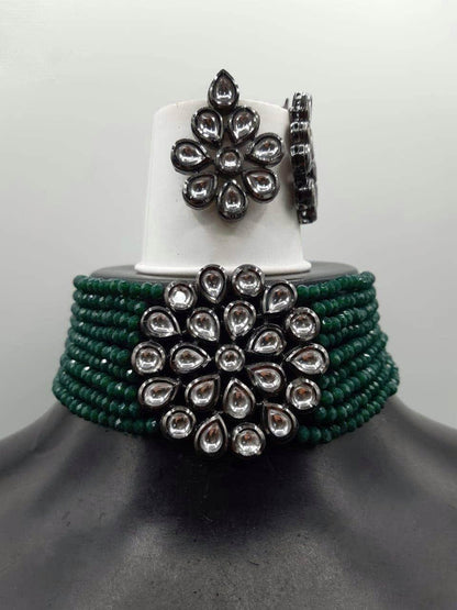 Ishhaara Victorian Patch Choker Set
