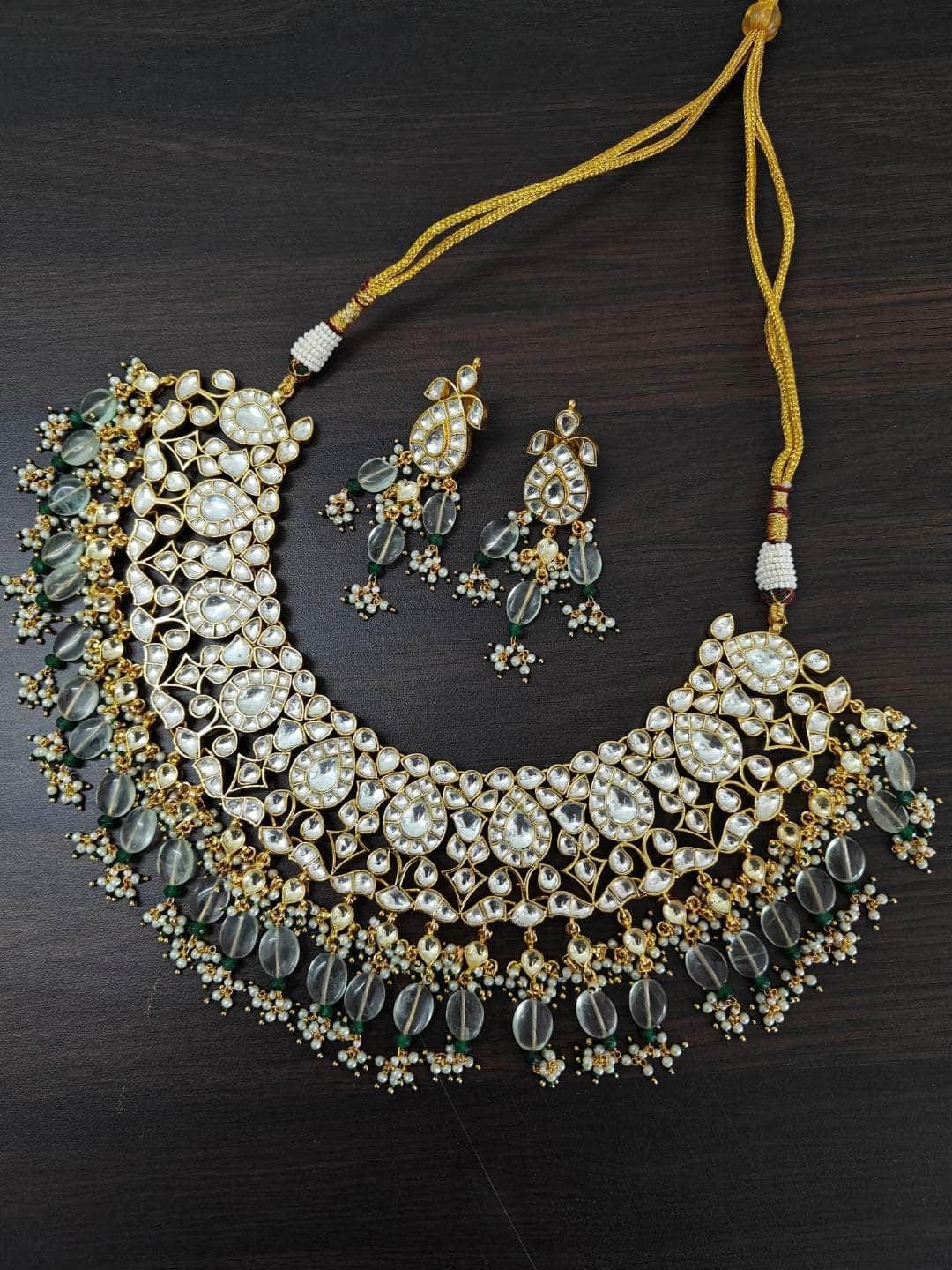 Ishhaara Dazzling Ad Choker Necklace Set