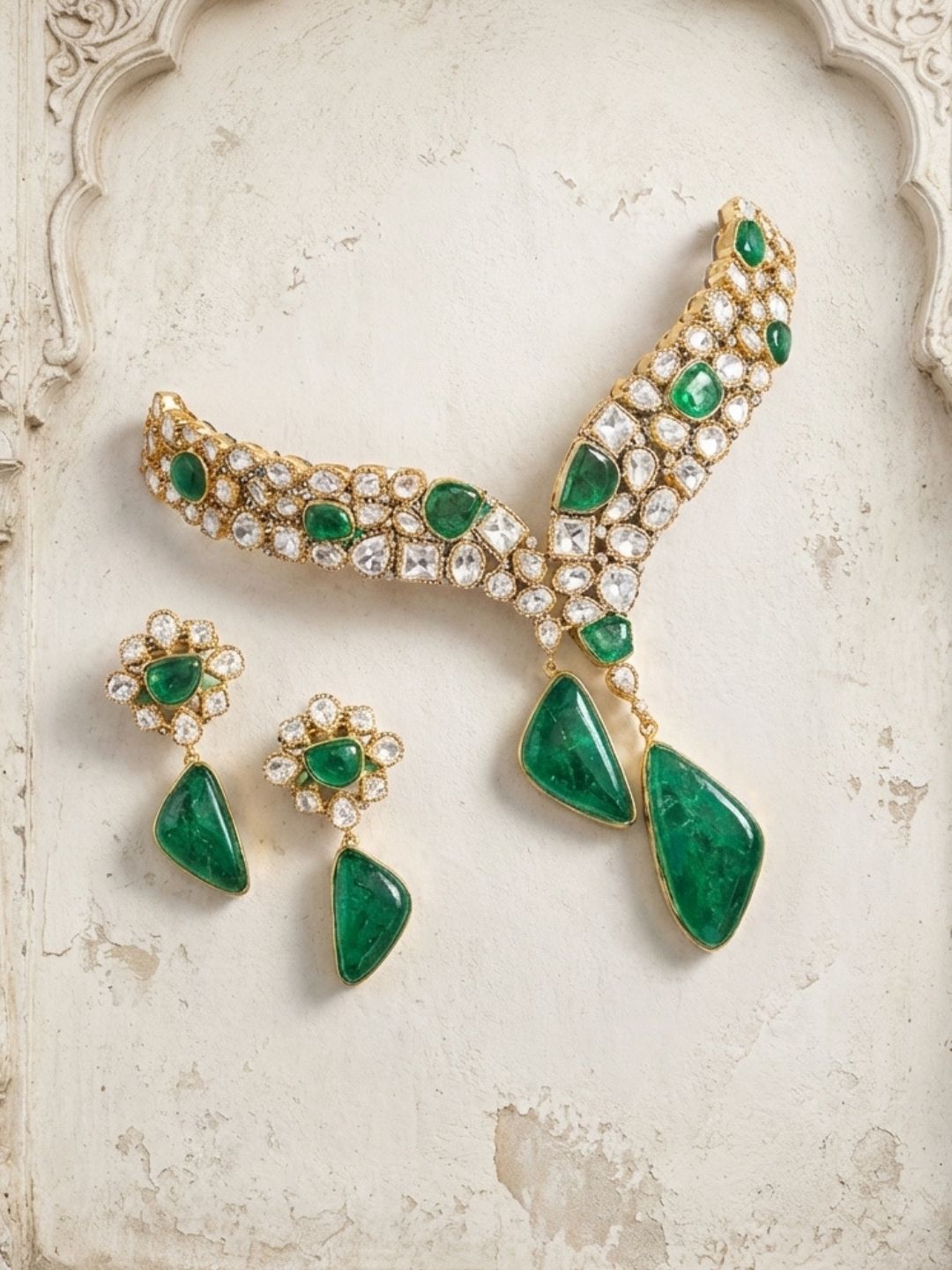 Ishhaara Dazzling Moissanite Necklace Set