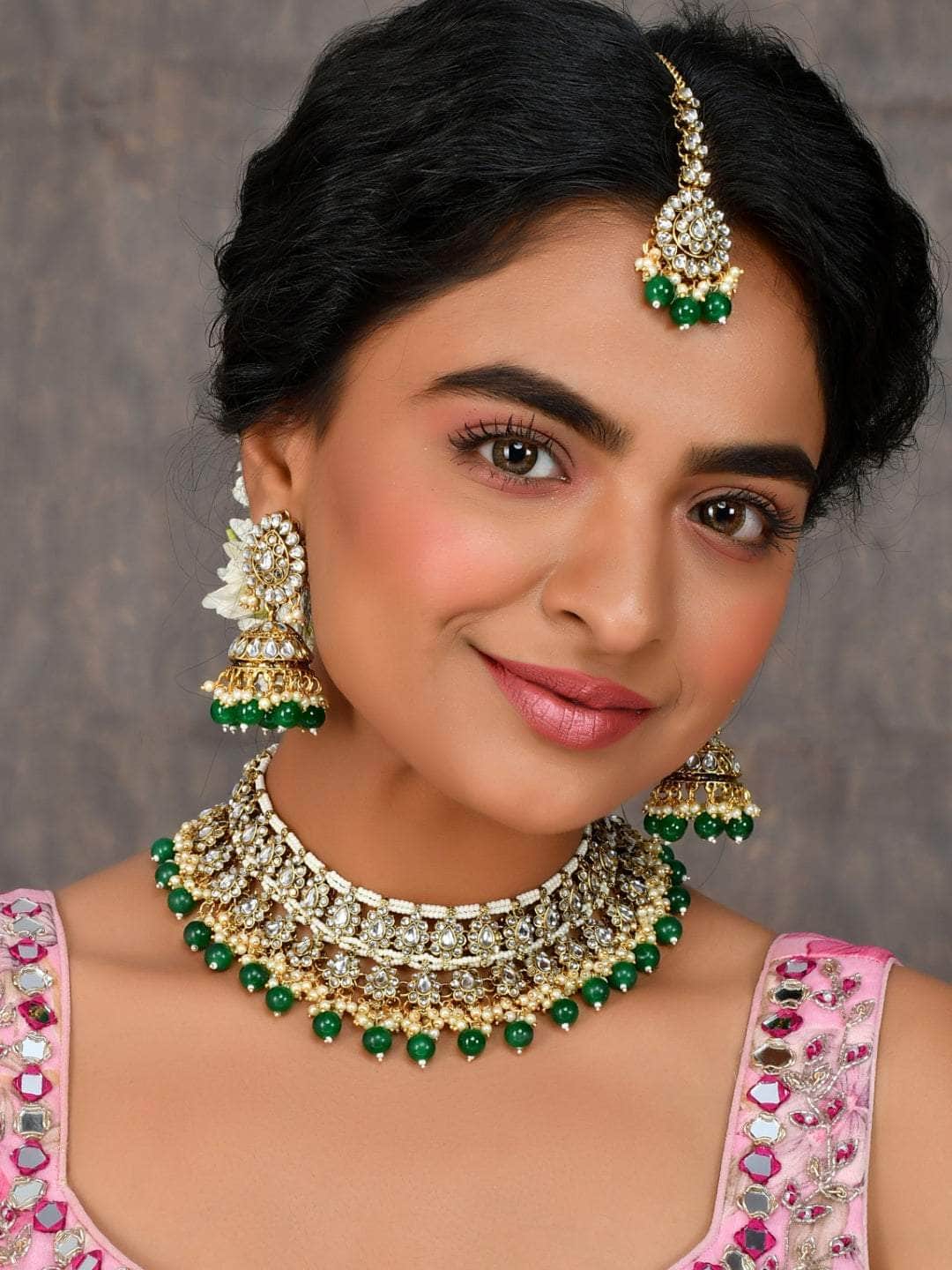 Ishhaara Delicate Kundan Choker Necklace