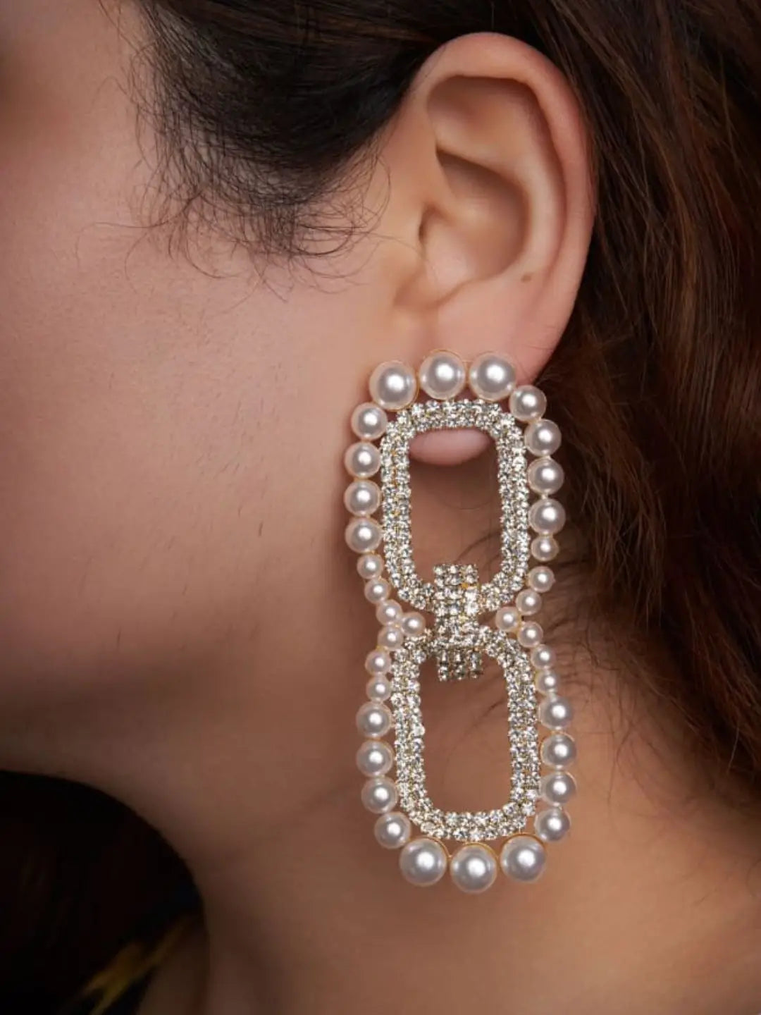 Ishhaara Della Pearl Link Stud