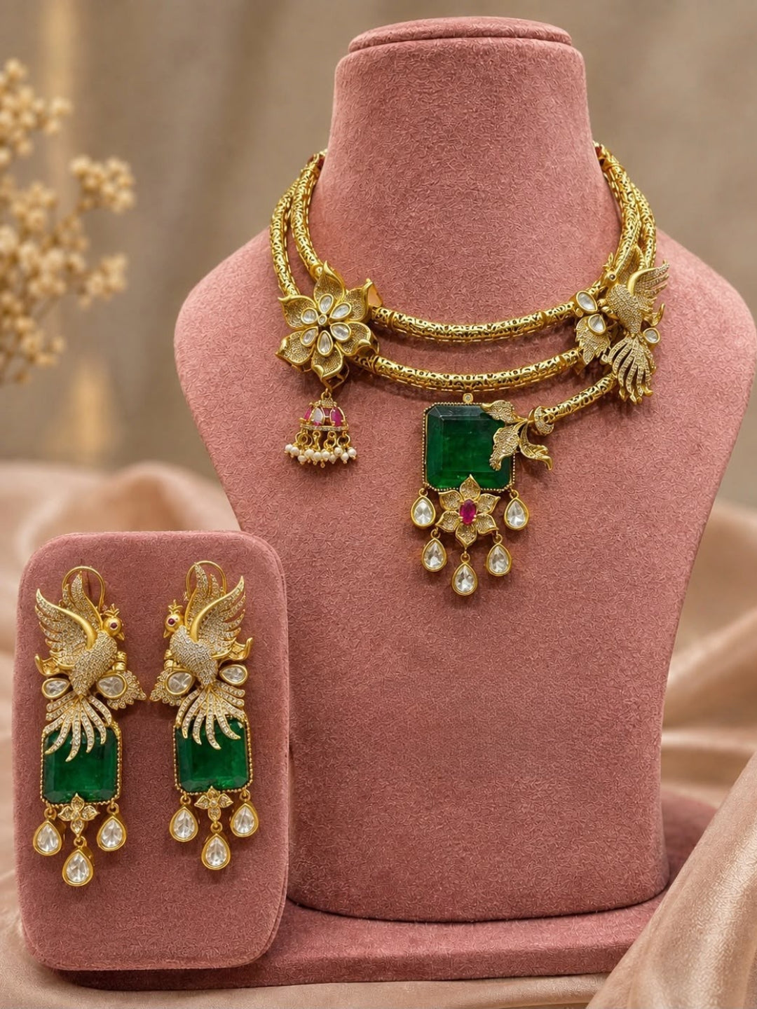 Ishhaara Designer Floral Stone Studded Hasli Necklace