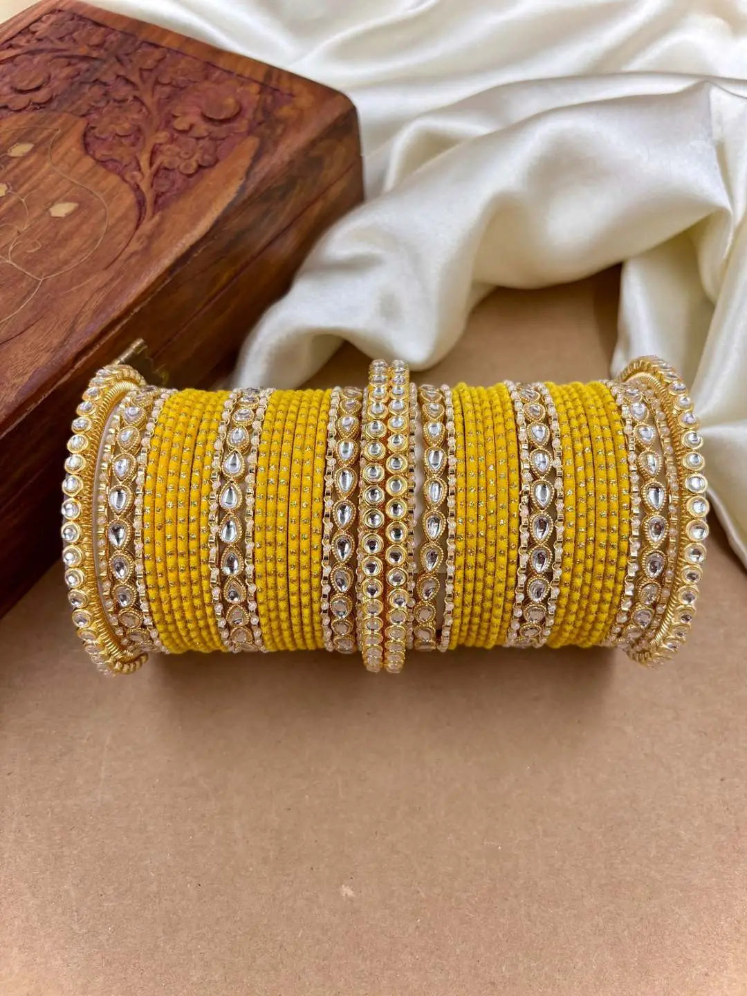 Ishhaara Designer Kundan Studded Dotted Bangle Chooda