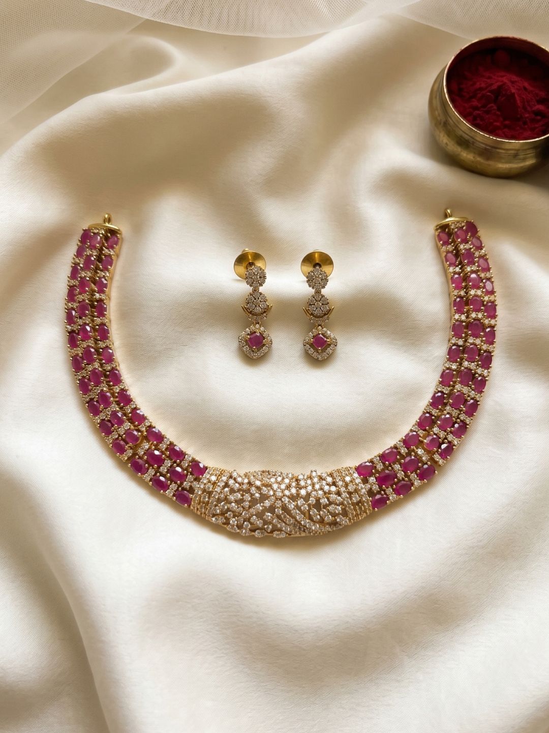 Ishhaara Designer Statement Kemp Necklace