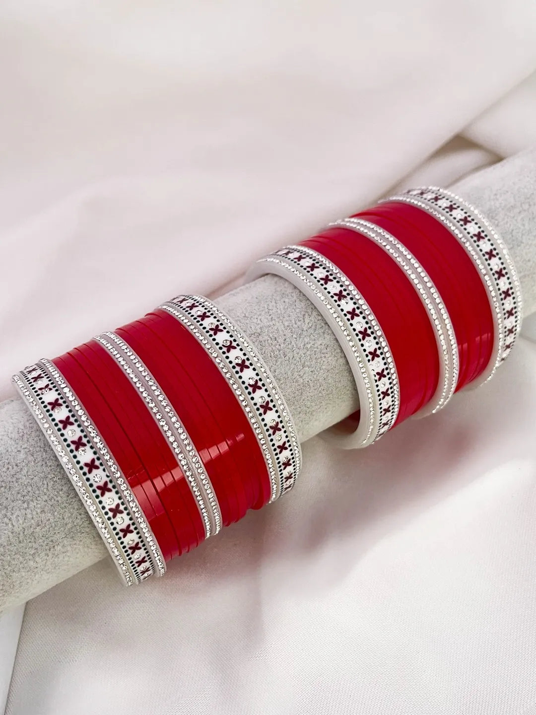 Ishhaara Designer X Shaped Evil Eye Studded Short Chooda
