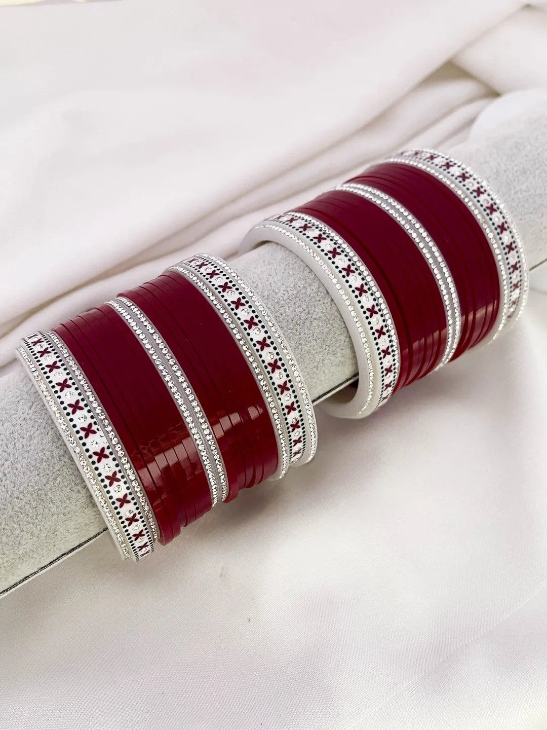 Ishhaara Designer X Shaped Evil Eye Studded Short Chooda