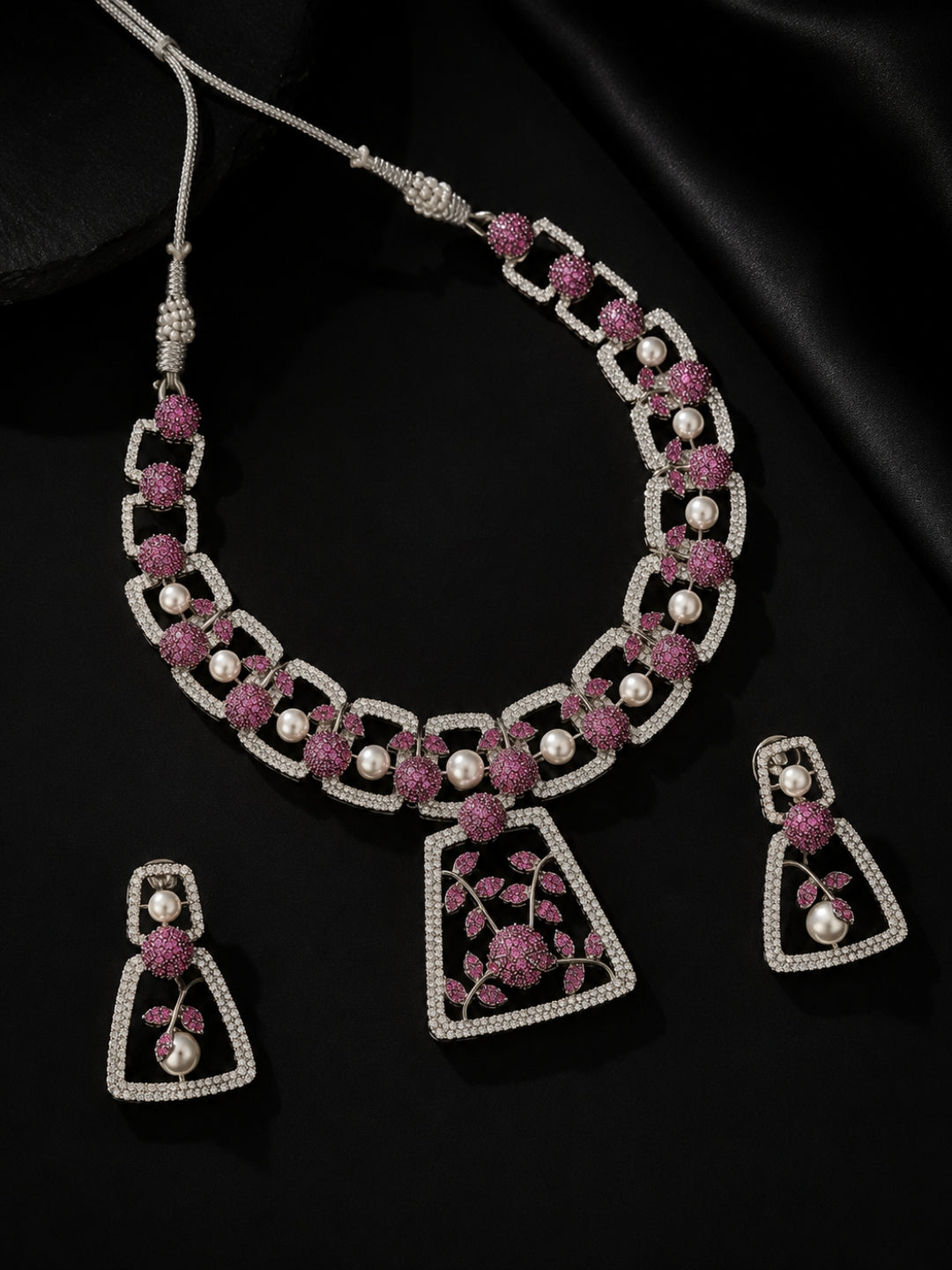Ishhaara Desingner Floral Necklace