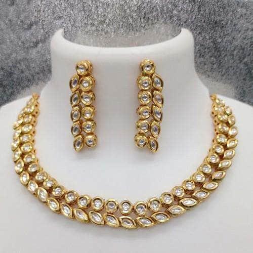 Ishhaara Diagonal Leaf Necklace Set