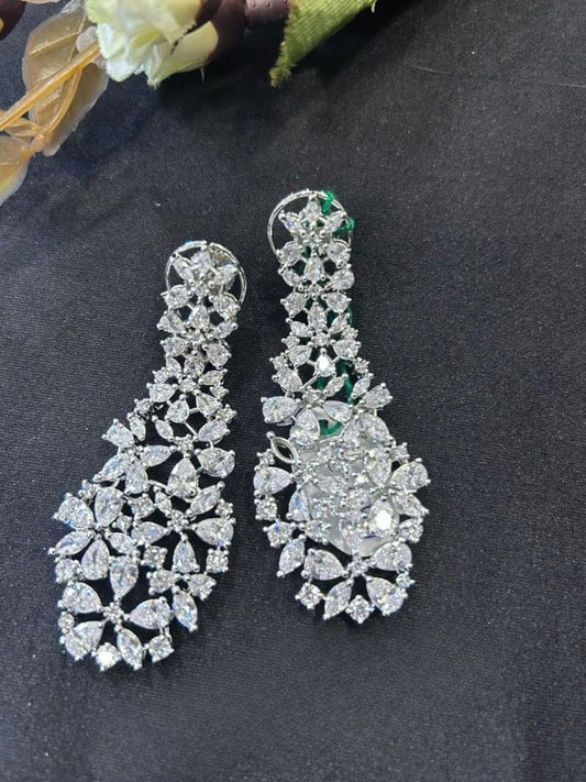 Ishhaara Diamond Archive Dangler Earrings