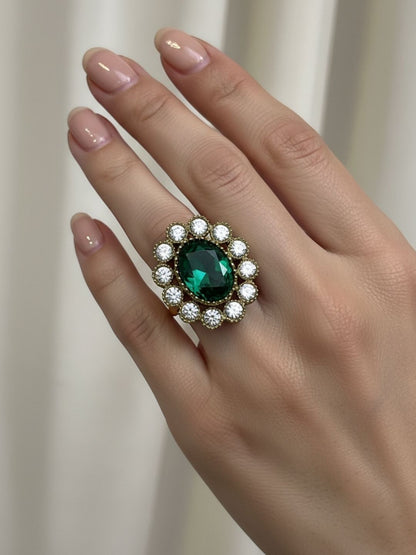 Ishhaara Diamond Cluster Ring