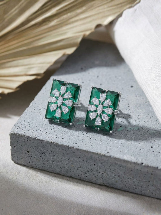 Ishhaara Diamond Floral Stud Earrings