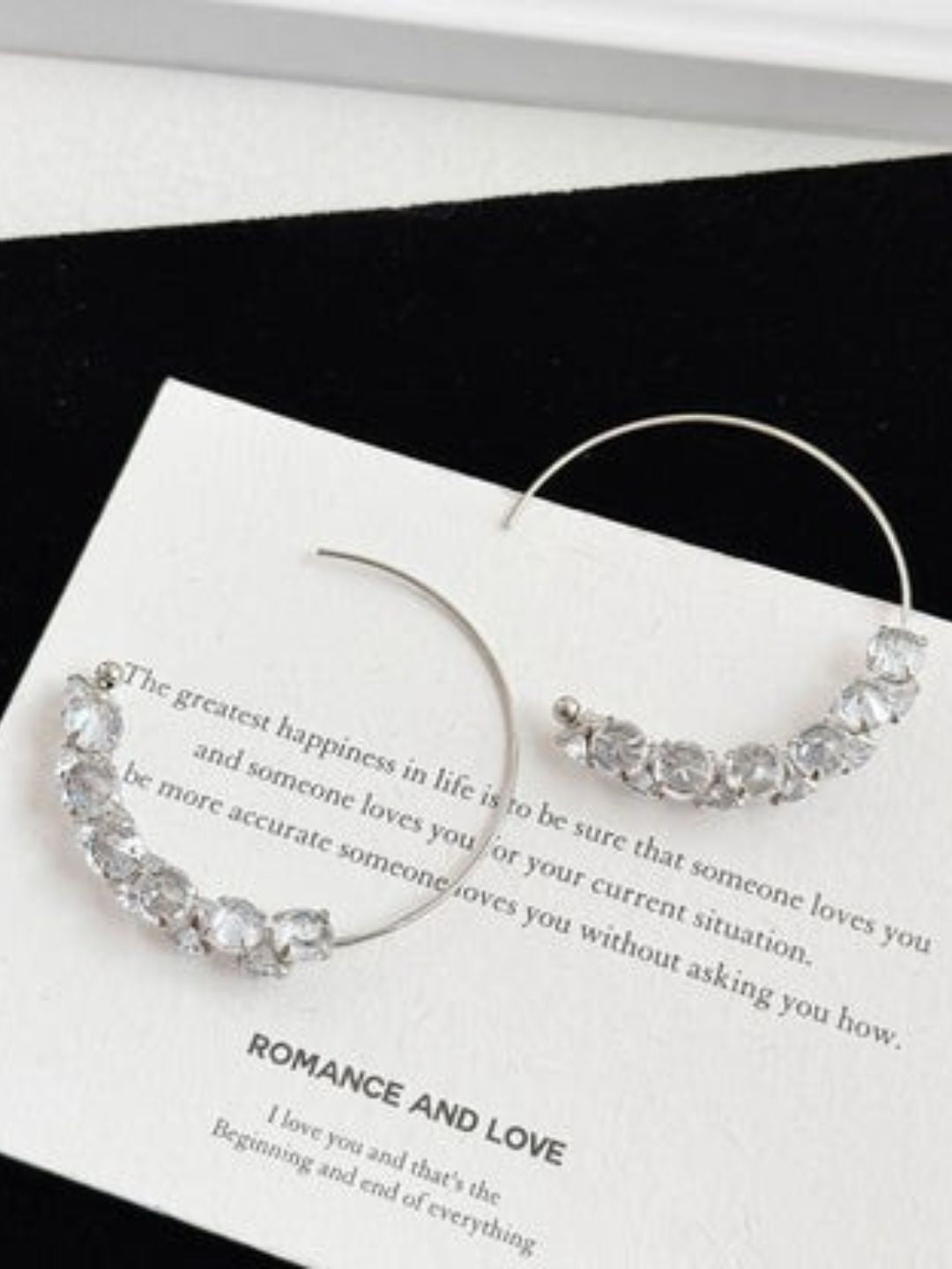 Ishhaara Diamond Hoop