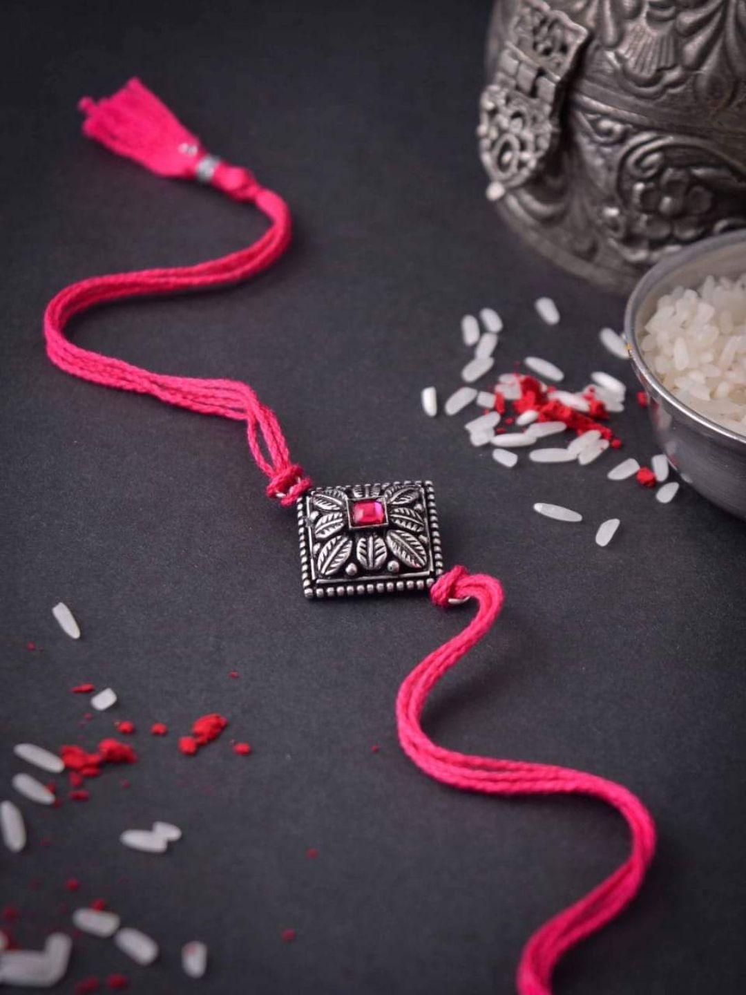 Ishhaara Diamond Shaped German Silver Rakhi