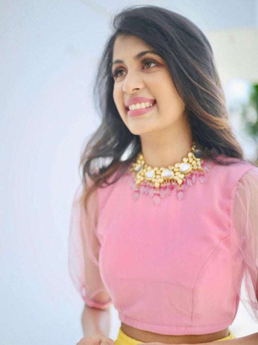 Ishhaara Diya Krishna In Triangular Kundan Pastel Set