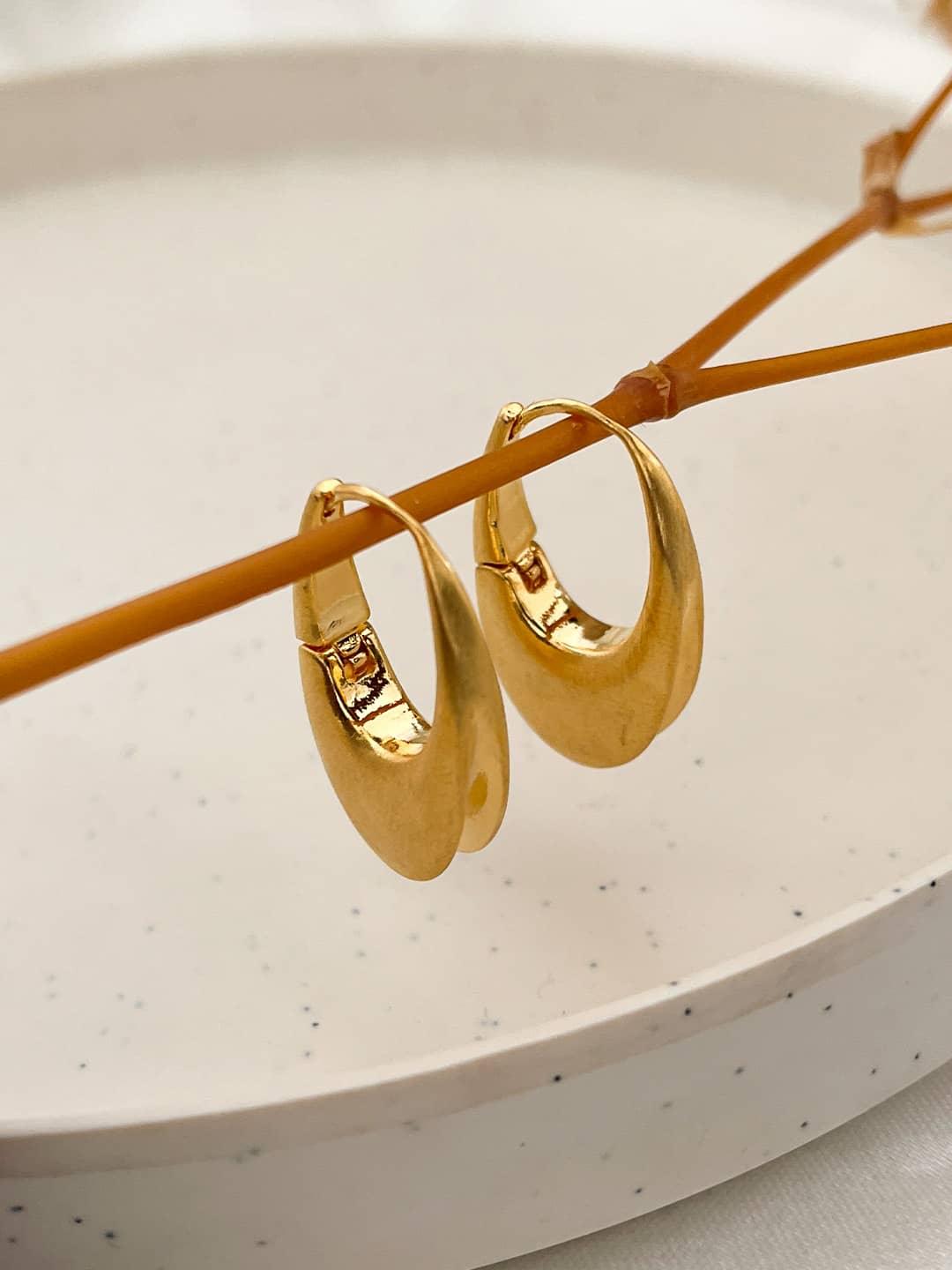 Ishhaara Dolce Hoops