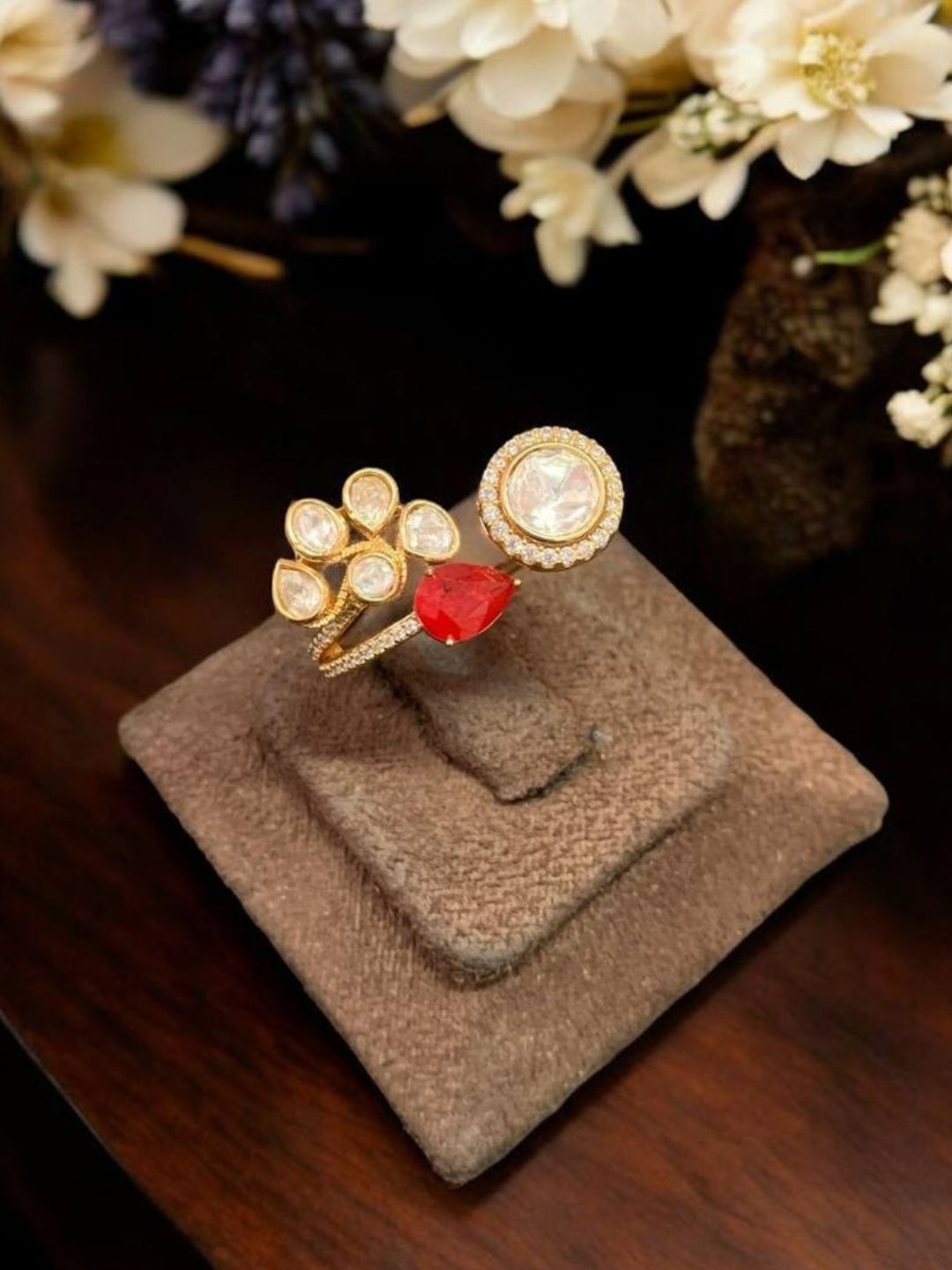 Ishhaara Doublet Moissanite Ring