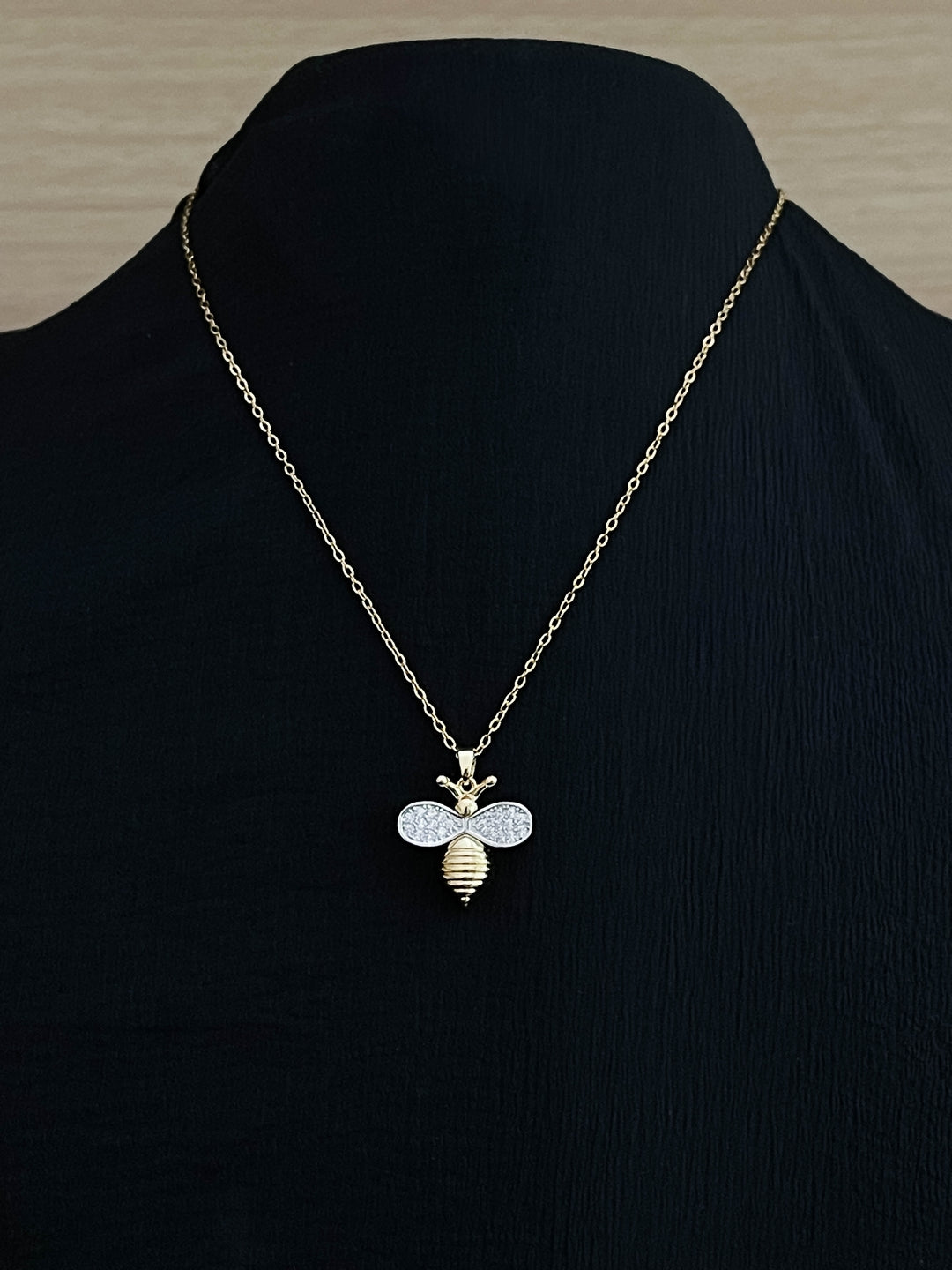 Ishhaara Dragonfly Anti Tarnish Necklace