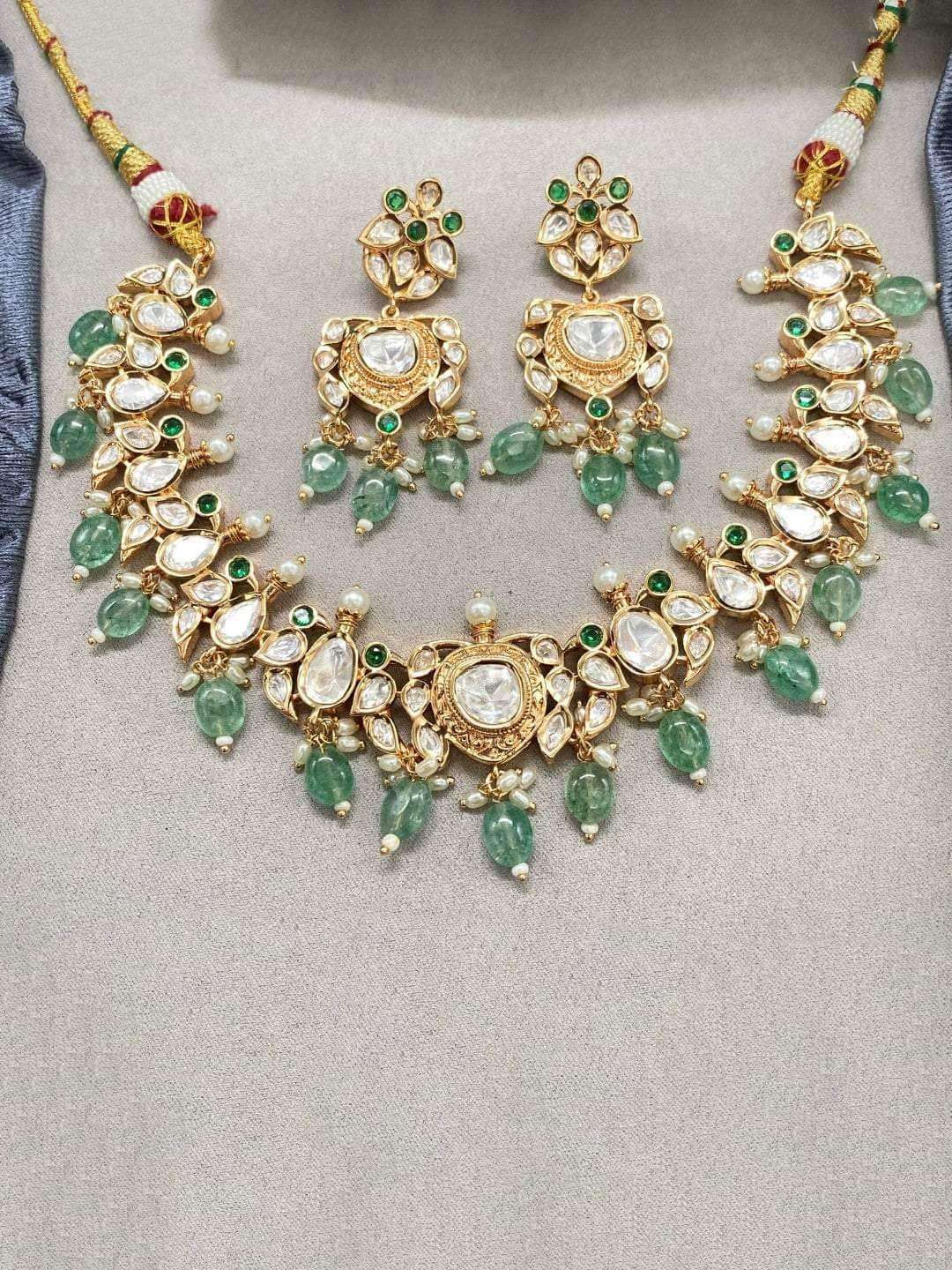 Ishhaara Dreamy Green Necklace