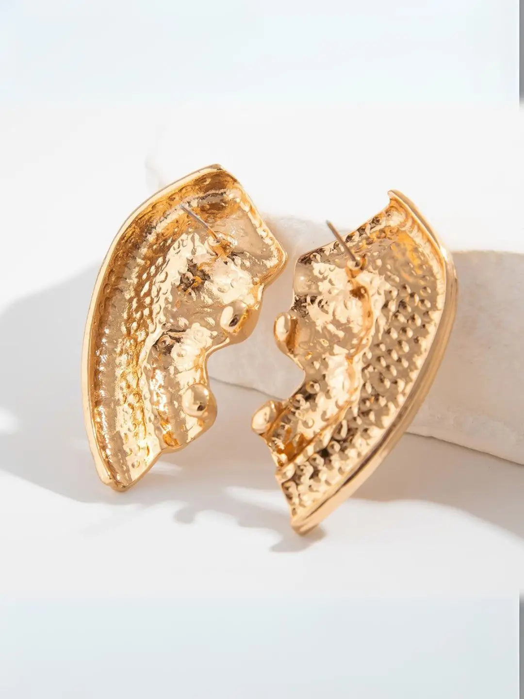 Ishhaara Ear Cap Earring