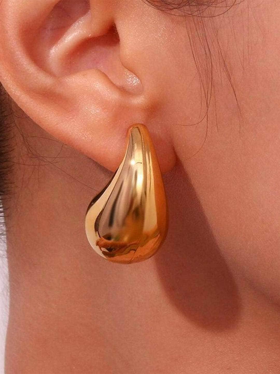 Ishhaara Eggplant Earrings Gold