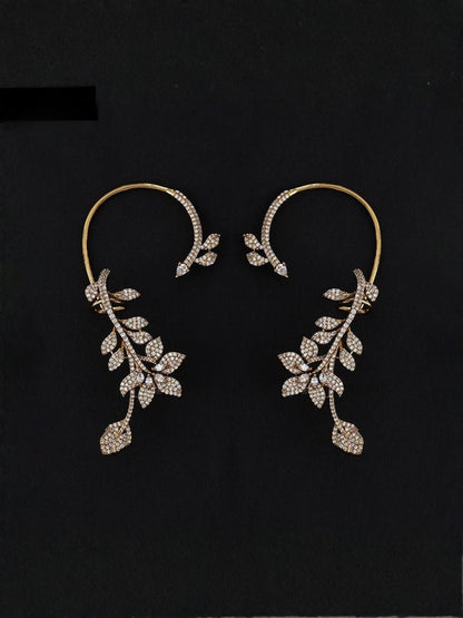 Ishhaara Elara Diamond Earcuff
