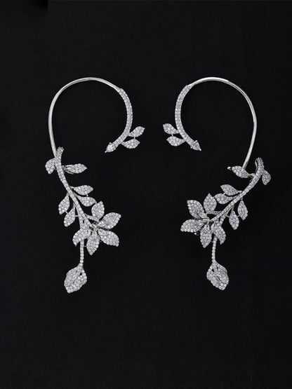 Ishhaara Elara Diamond Earcuff