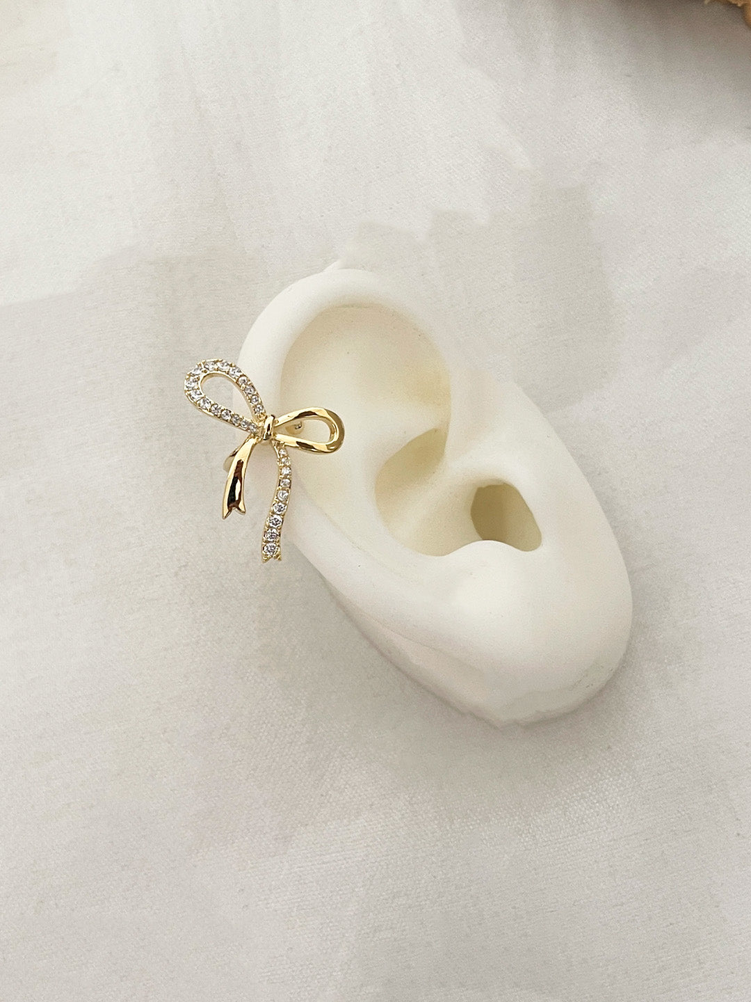 Ishhaara Elegant Bow Earcuff