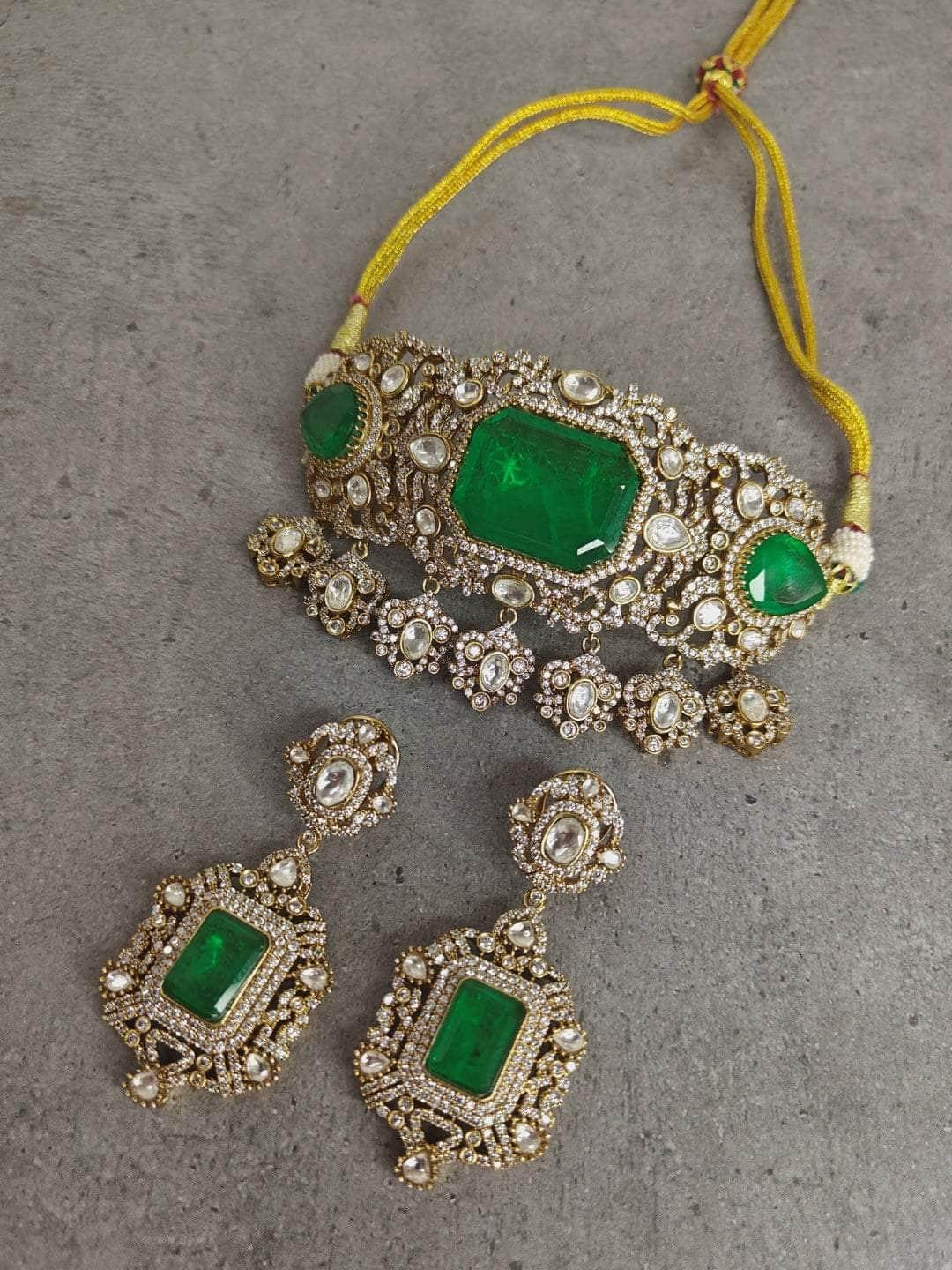 Ishhaara Elegant Green Color Choker Necklace Earring Set