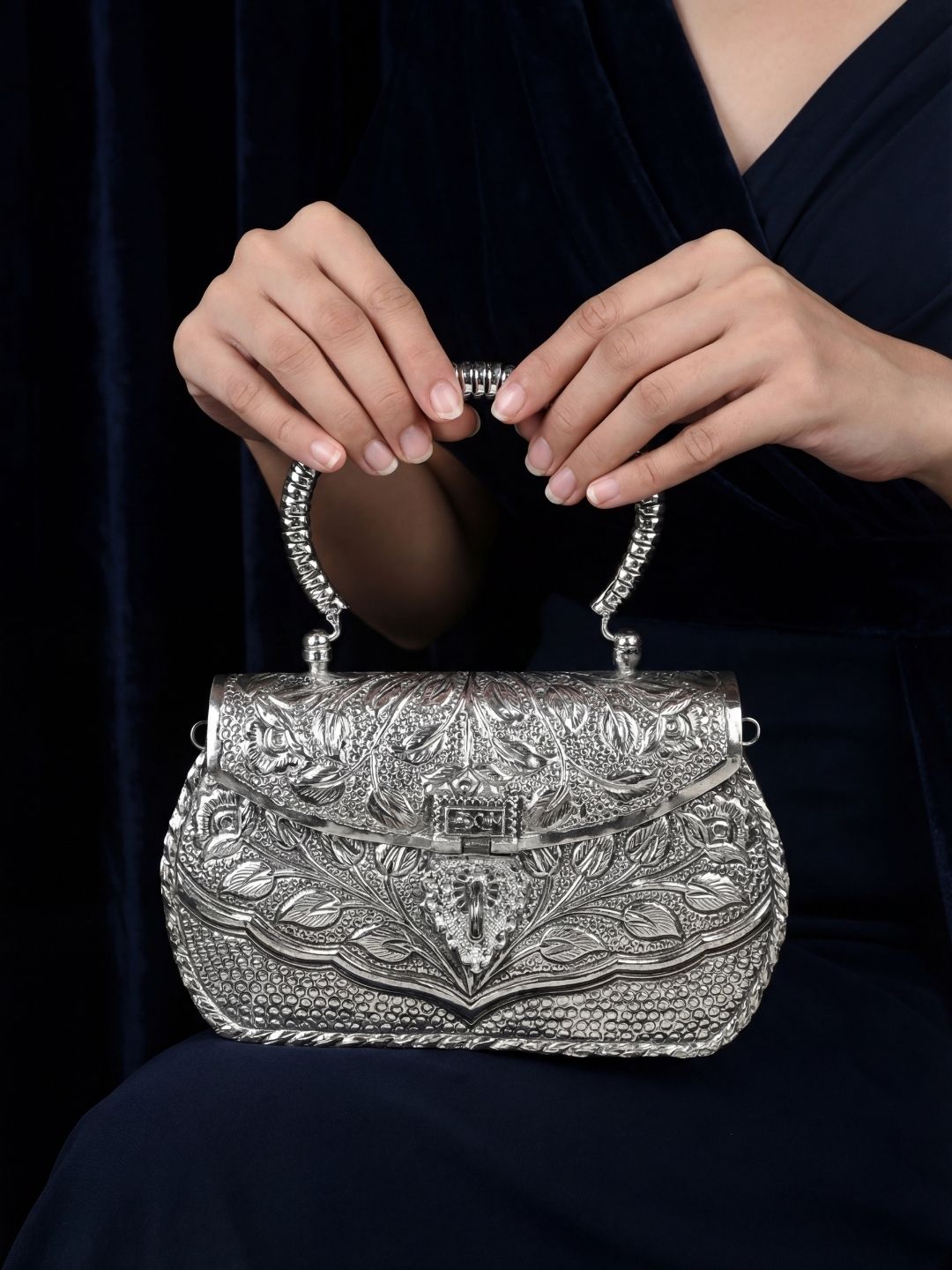 Ishhaara Elegant Hand Carved High Quality Clutch