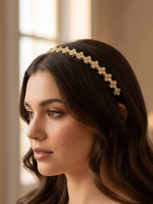 Ishhaara Elegant Kundan Studded Hairband