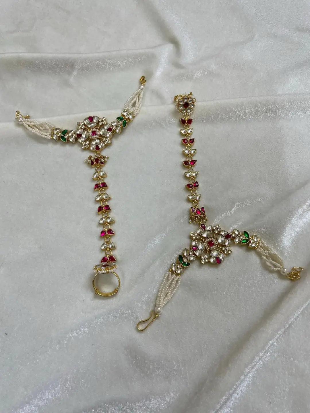 Ishhaara Elegant Pachi Kundan Gold Plated Hathphool