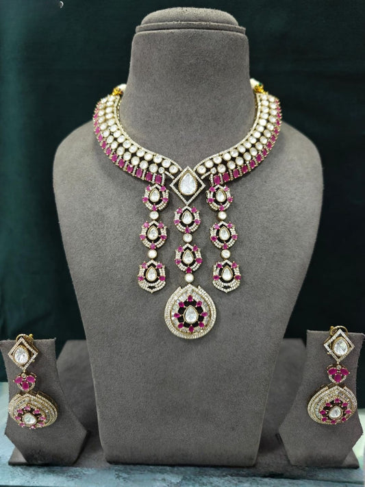 Ishhaara Elegant Polki Necklace Set