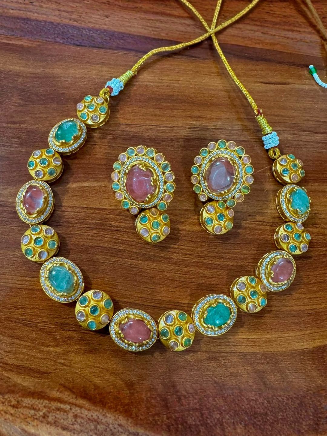 Ishhaara Elegant Statement Necklace Set