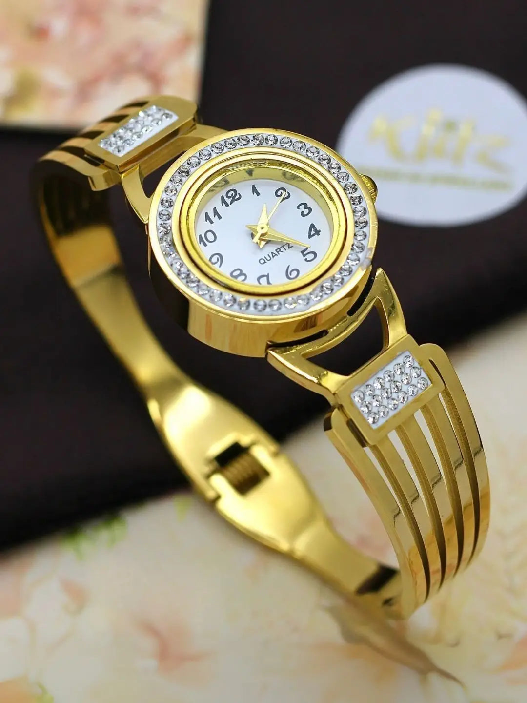 Ishhaara Elegant Stone Studded Bracelet Watch