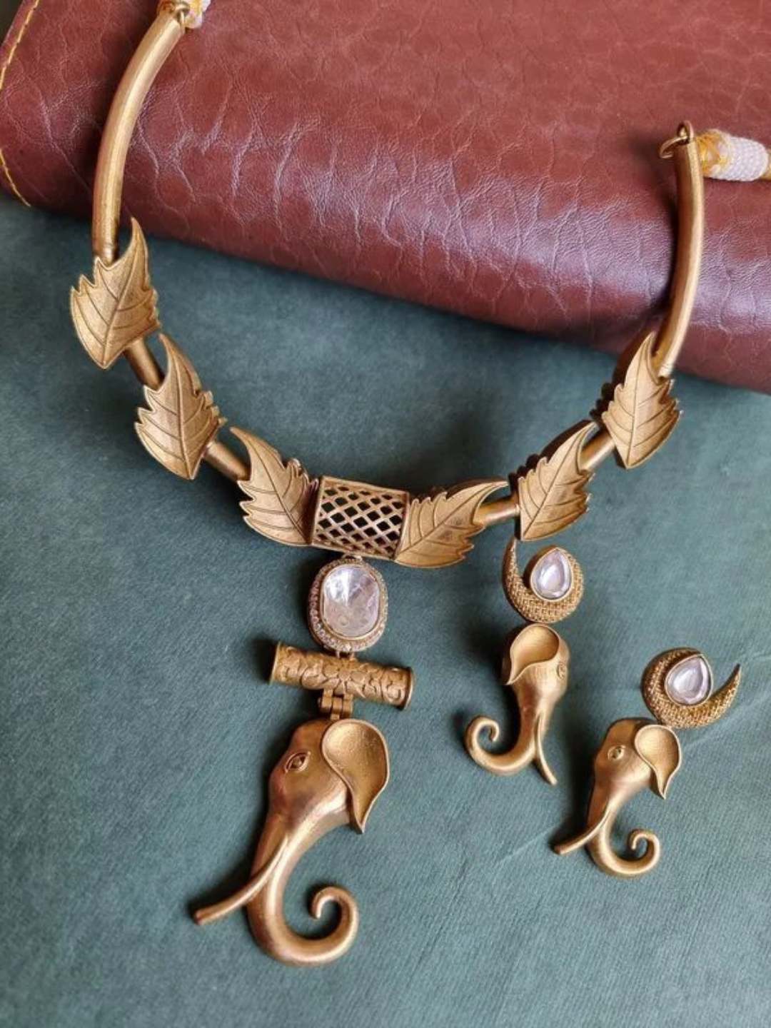 Ishhaara Elephant Kundan Necklace Set