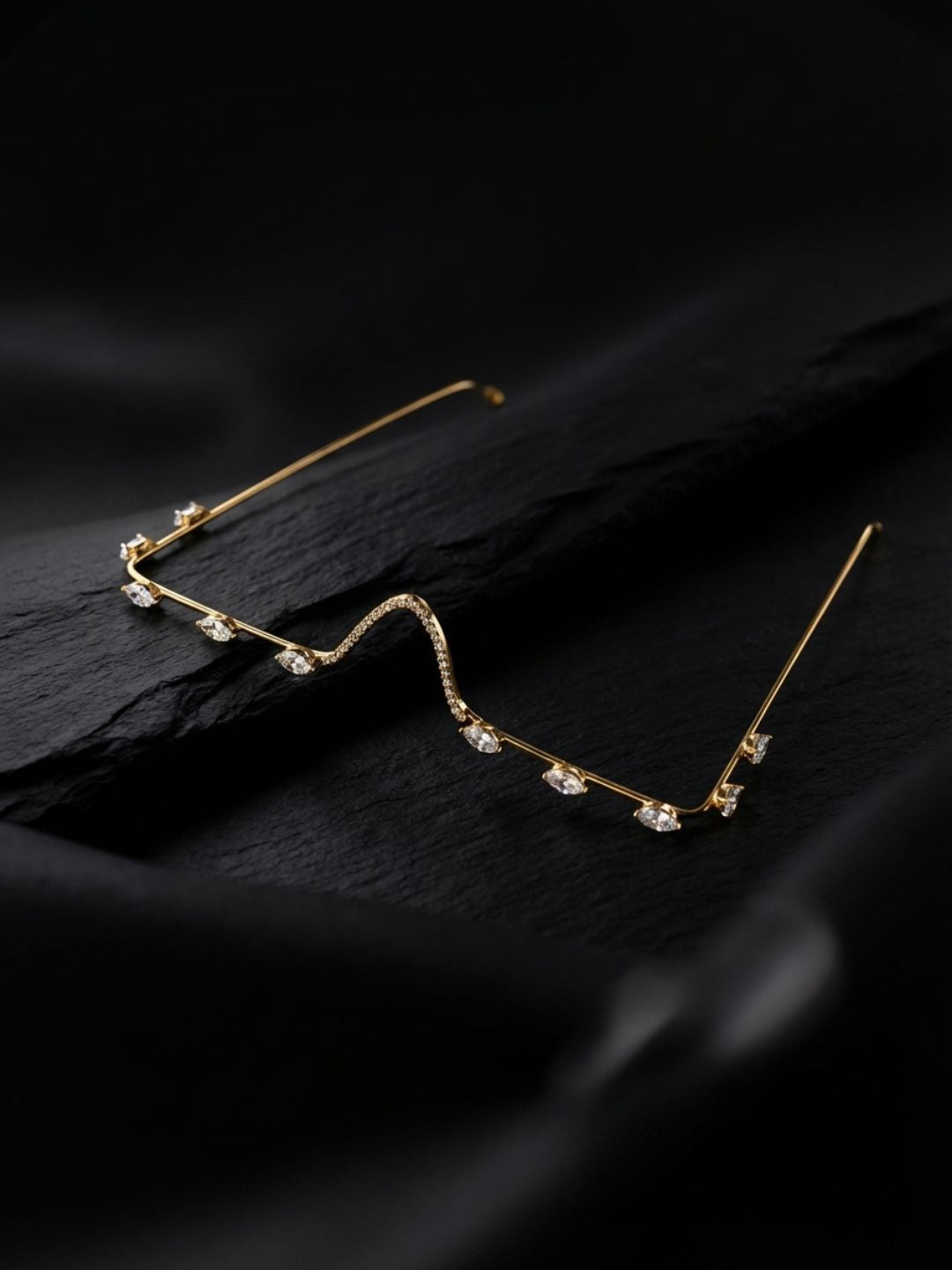 Ishhaara Embellished Facelets