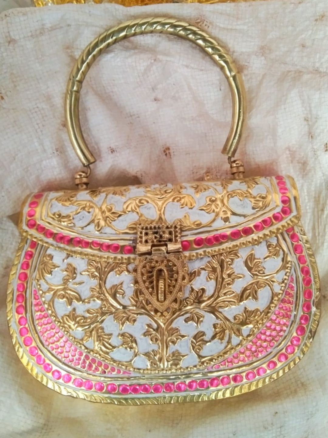 Ishhaara Embroidered Embellished Purse Clutch