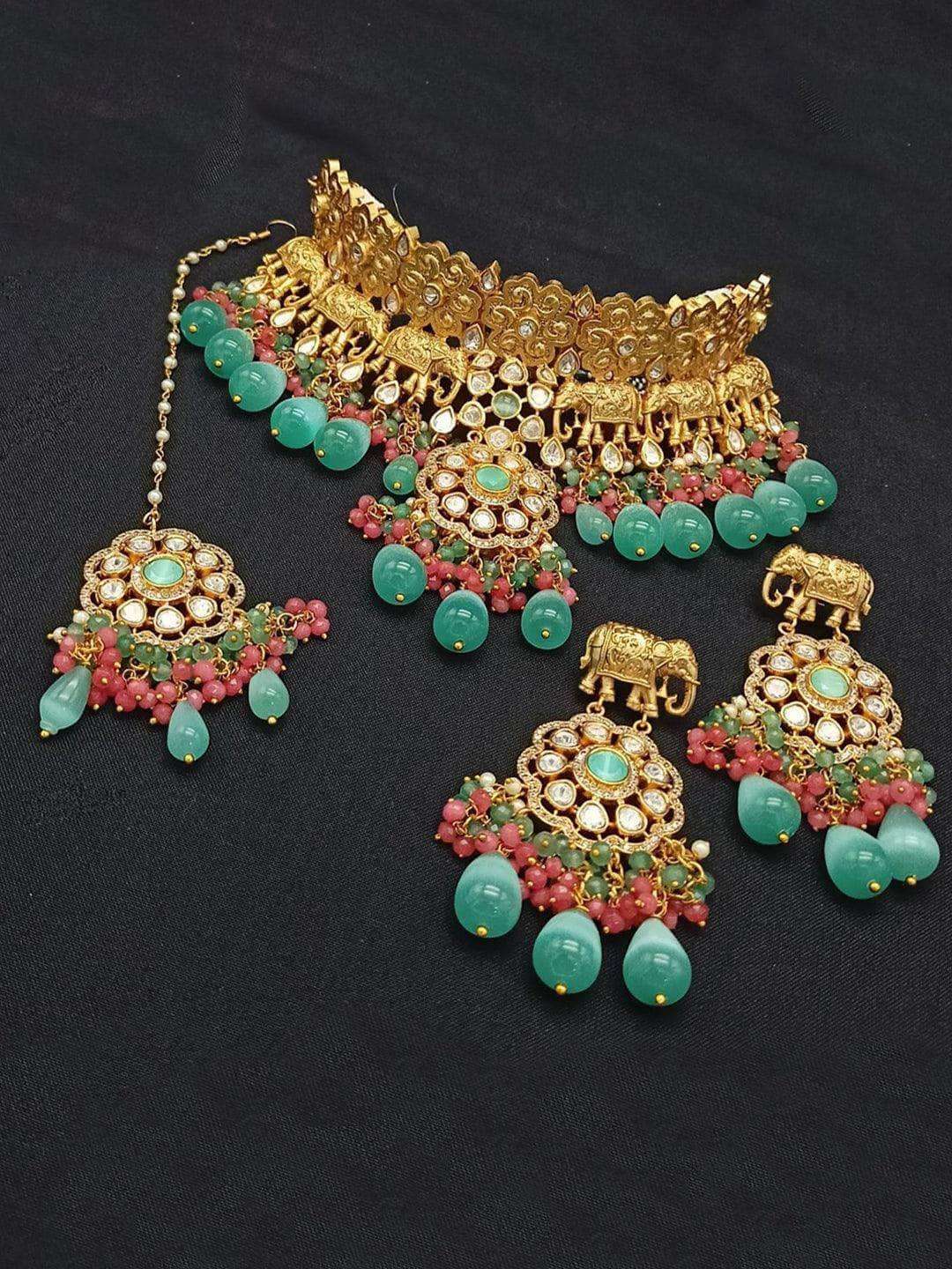 Ishhaara Emerald Beads Kundan Set