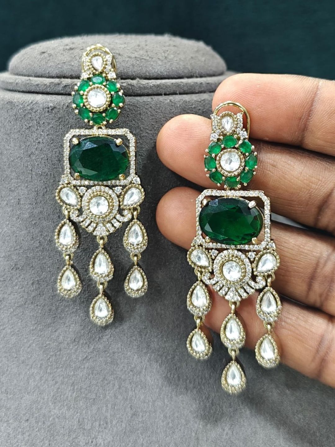 Ishhaara Emerald Designer Earrings