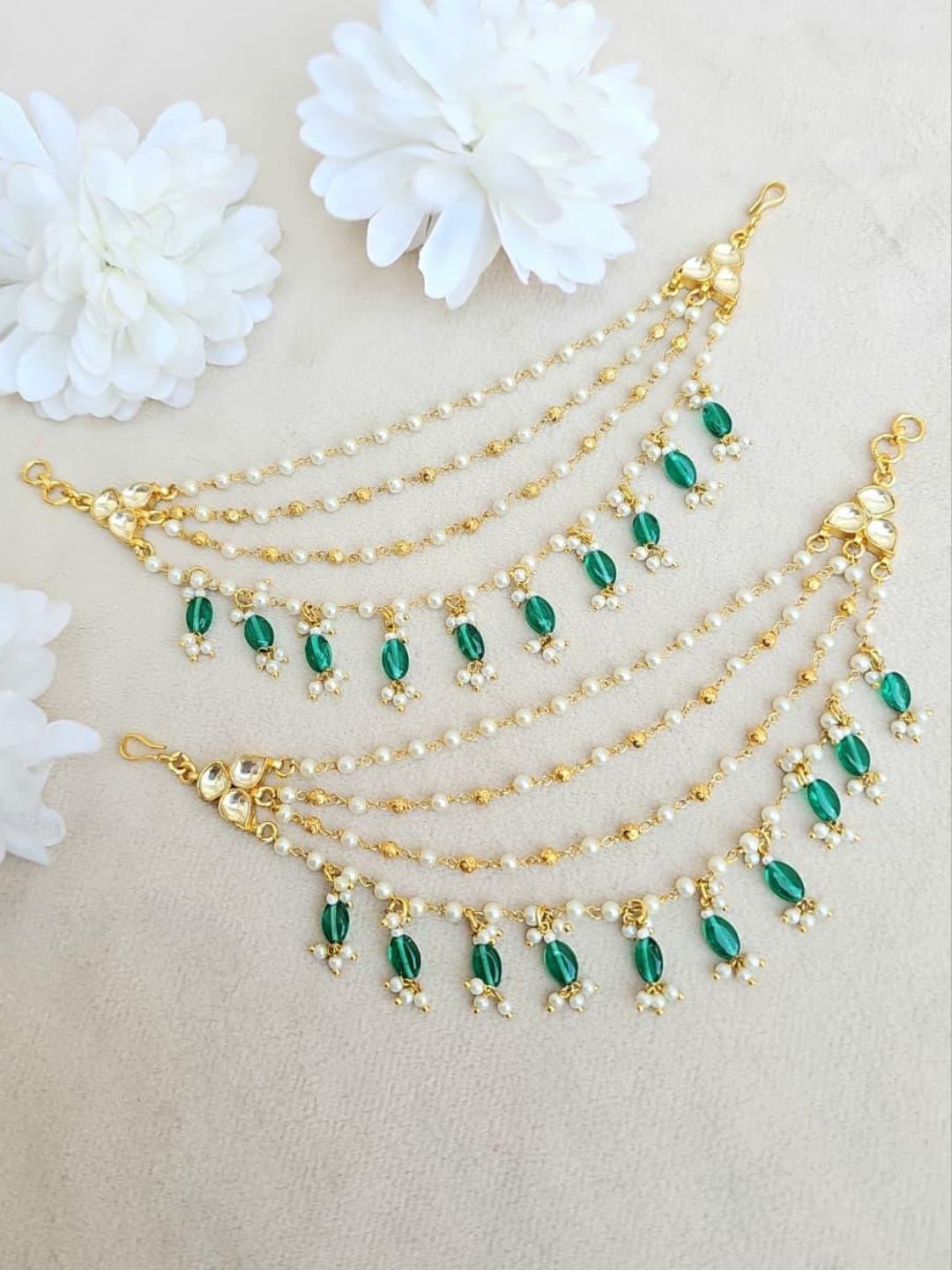 Ishhaara Emerald Earchains