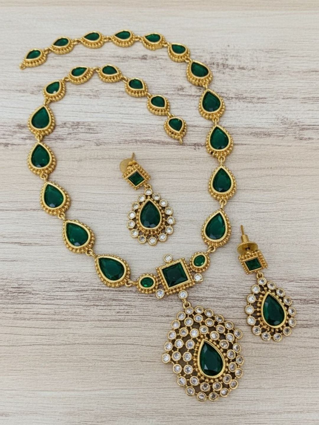 Ishhaara Emerald Green Kundan Long Necklace
