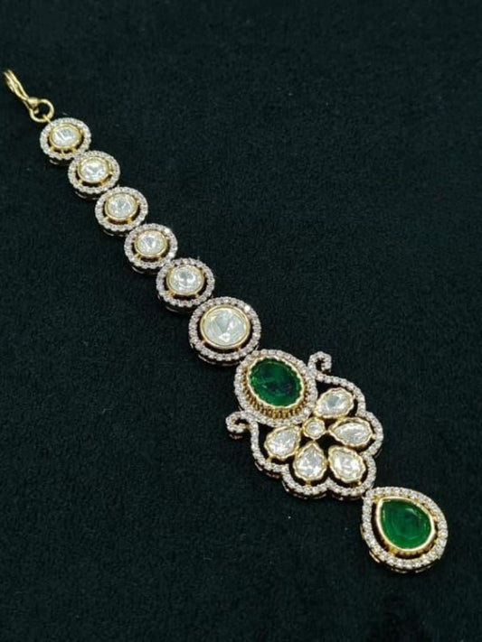 Ishhaara Emerald Moissanite Kundan Maang Tikka
