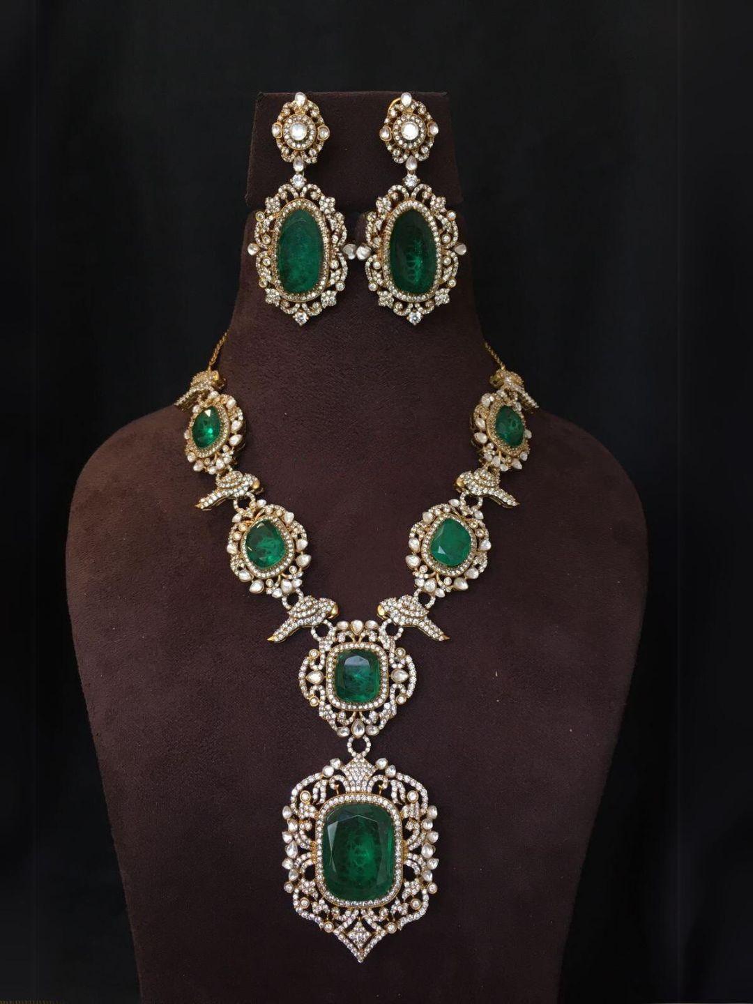Ishhaara Emerald Polki Diamond Choker With Earrings Set
