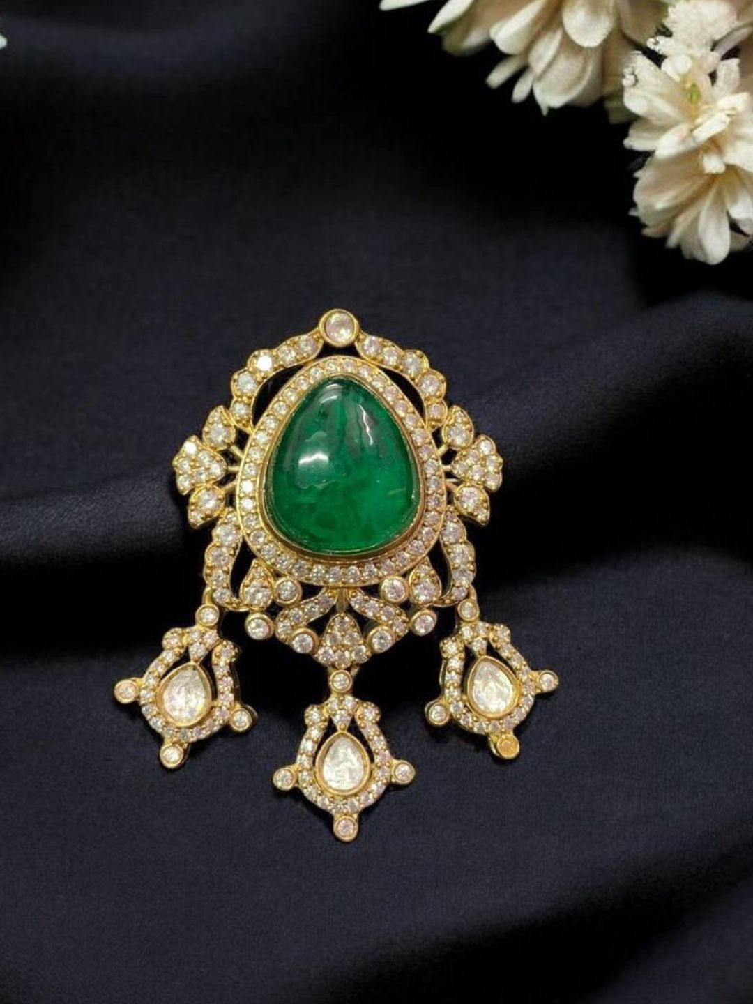 Ishhaara Emerald Stone Studded Groom Brooch