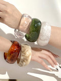 Ishhaara Emerald Swirl Bracelet