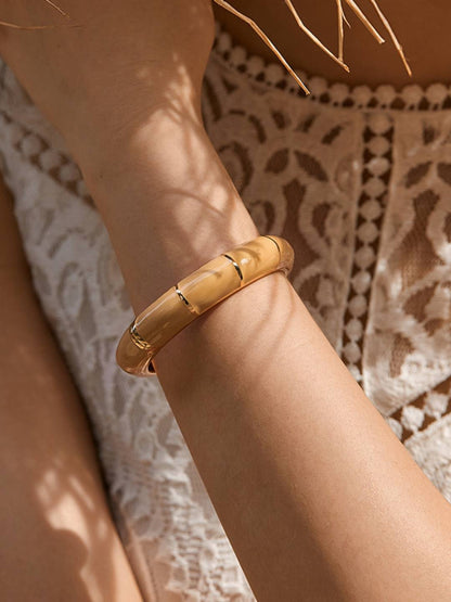 Ishhaara Enamel Lining Bangle