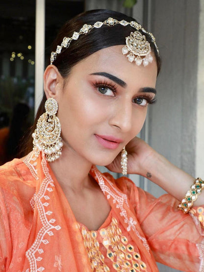 Ishhaara Erica J Fernandes In Sheesh Phool Chand Teeka