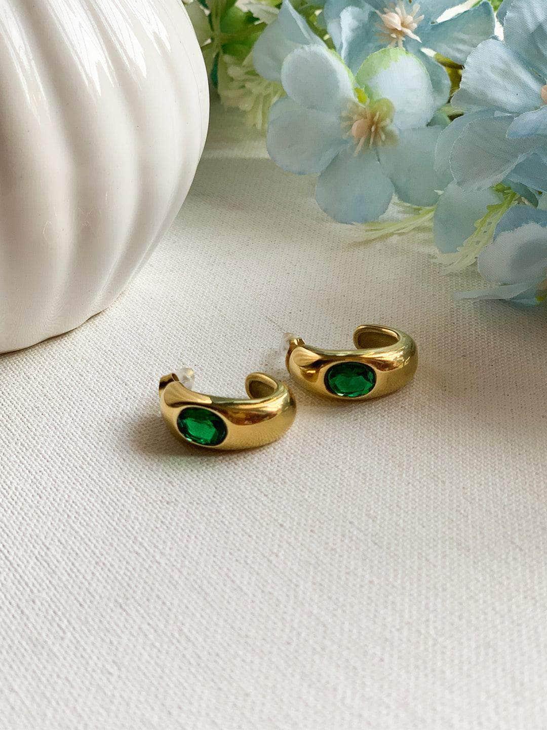 Ishhaara Esmeralda Earrings