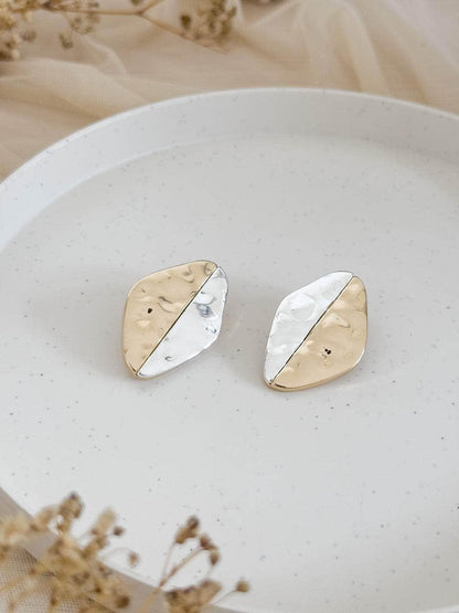 Ishhaara Ethereal Fusion Studs