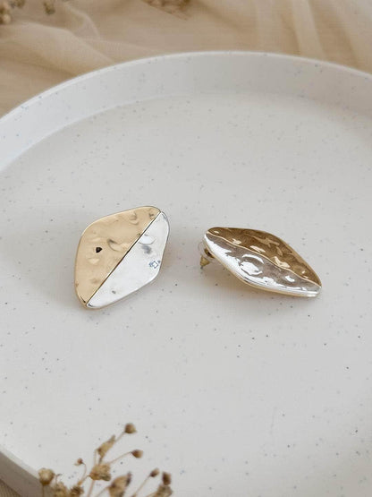 Ishhaara Ethereal Fusion Studs